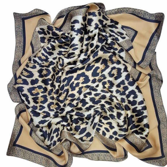 ✨✨✨Elegant Bandana Square Scarf Silky Satin Cheetah Print Leopard Head Neck Wrap - Picture 6 of 7